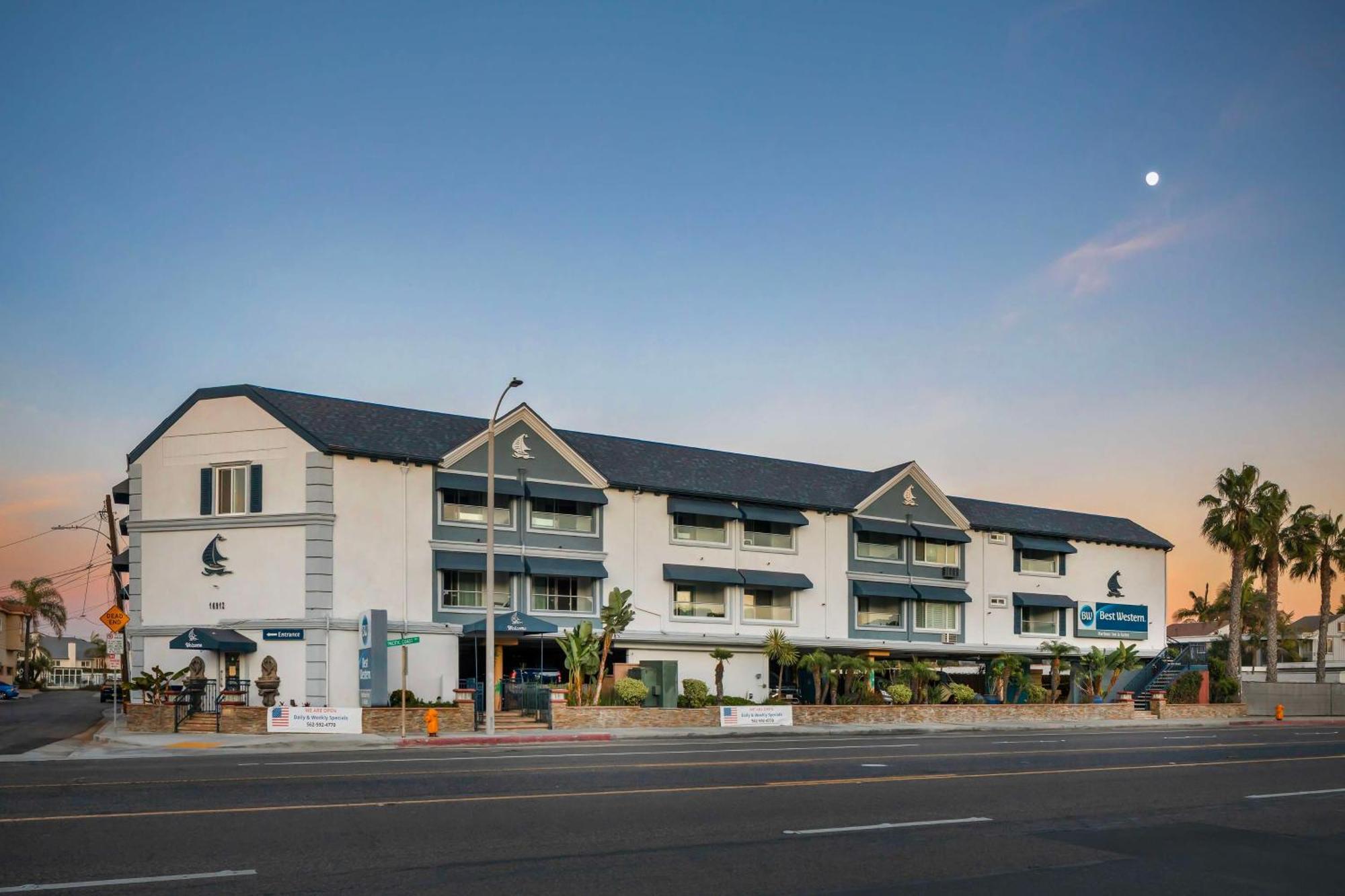 Best Western Harbour Inn & Suites Huntington - Sunset Beach Exteriör bild